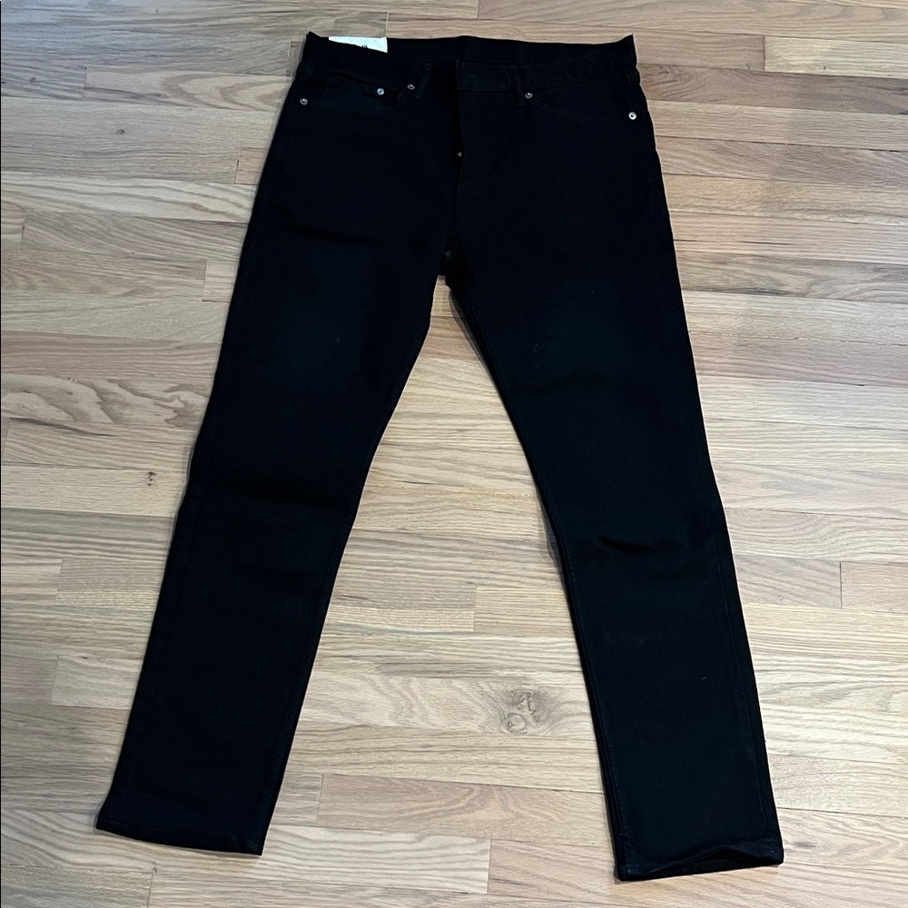 NWOT H & M men’s slim black jeans